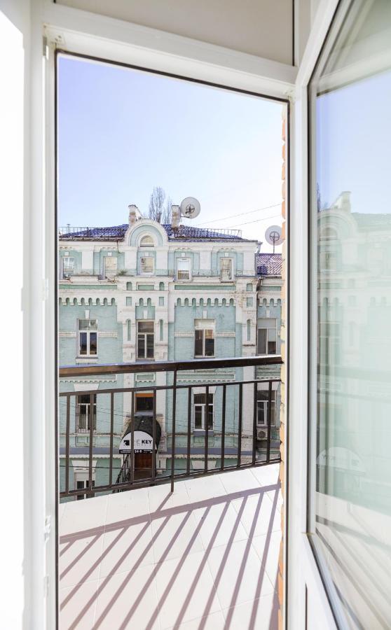 Maidan Apartment *